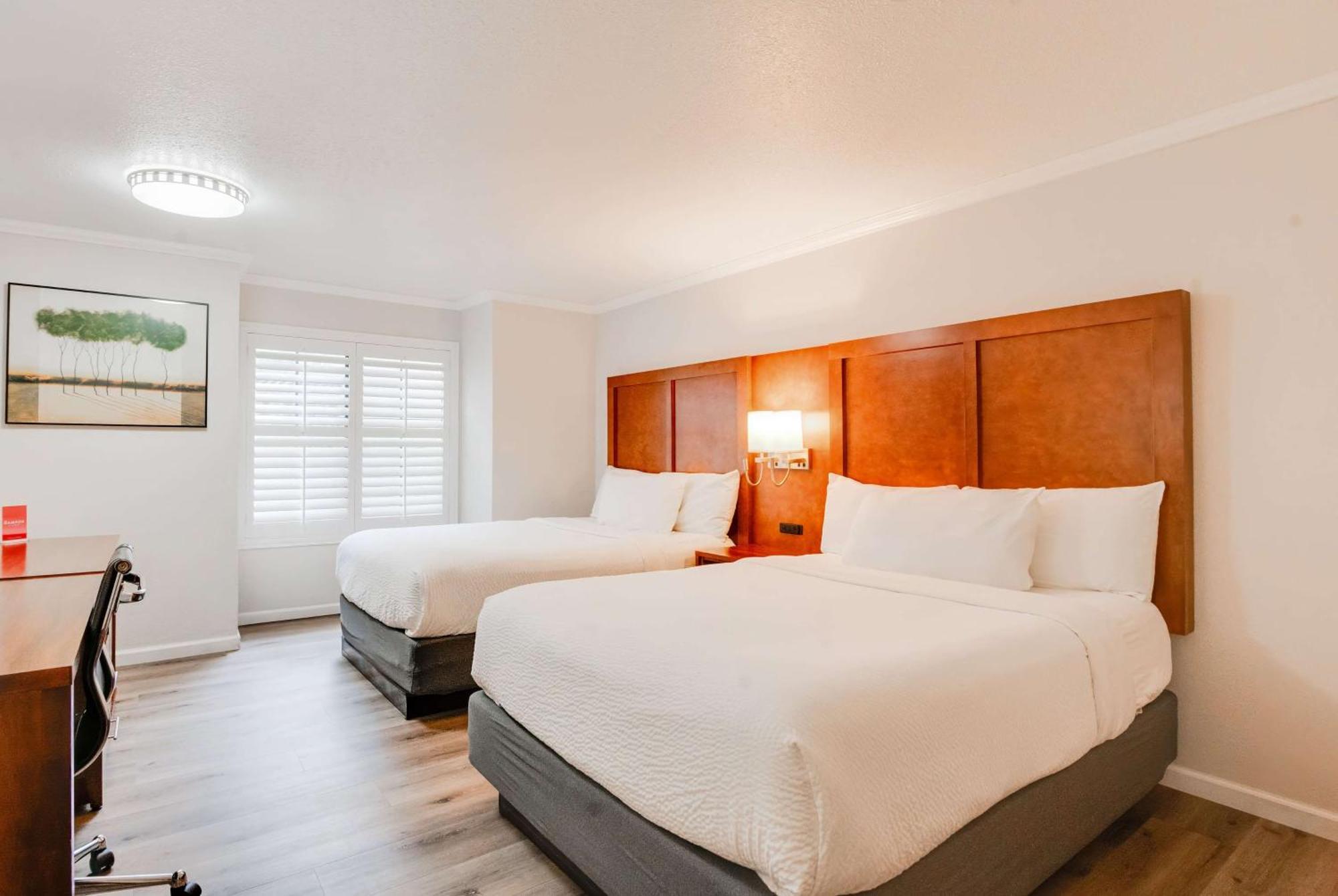 Hotel Ramada By Wyndham Mountain View Extérieur photo